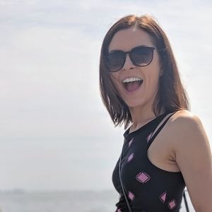 Meet your Posher, Caitlin